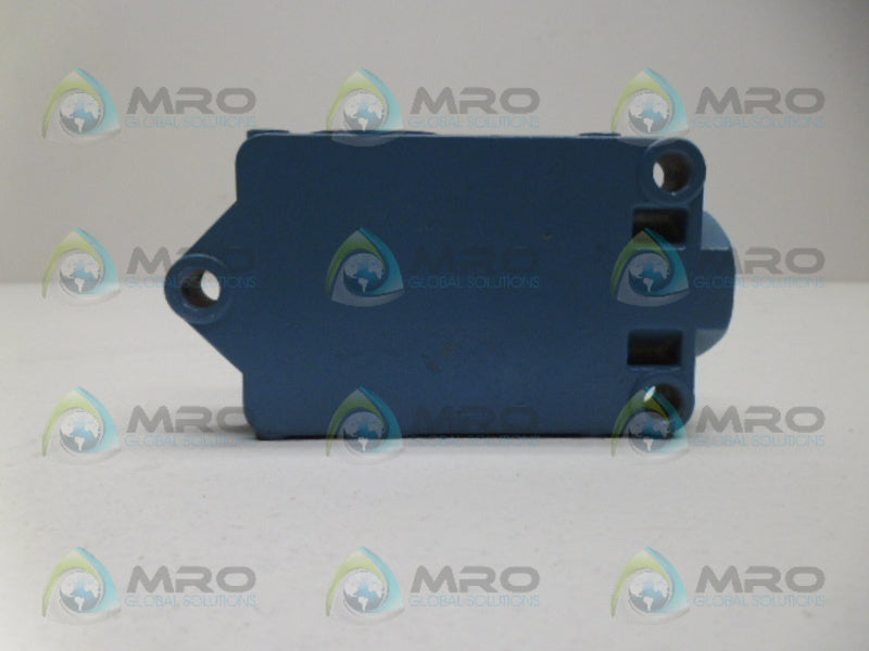 MICRO SWITCH BAF1-2RN18-RH LIMIT SWITCH (AS PICTURED)*NEW NO BOX*