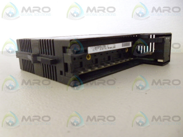 GE FANUC IC693MDL730F OUTPUT MODULE NO TERMINAL COVER *NEW NO BOX*