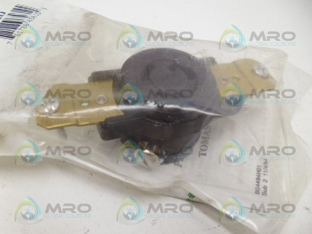 BRYANT 4710 RECEPTACLE *NEW IN FACTORY BAG*