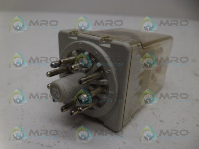 RELAY & CONTROL RCRP3CAC120 RELAY 120VAC *NEW IN BOX*