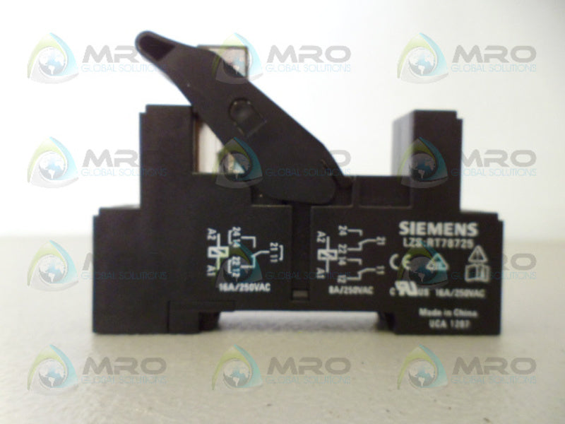 SIEMENS RT78725 RELAY SOCKET *NEW NO BOX*