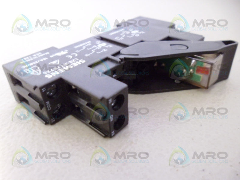 SIEMENS RT78725 RELAY SOCKET *NEW NO BOX*