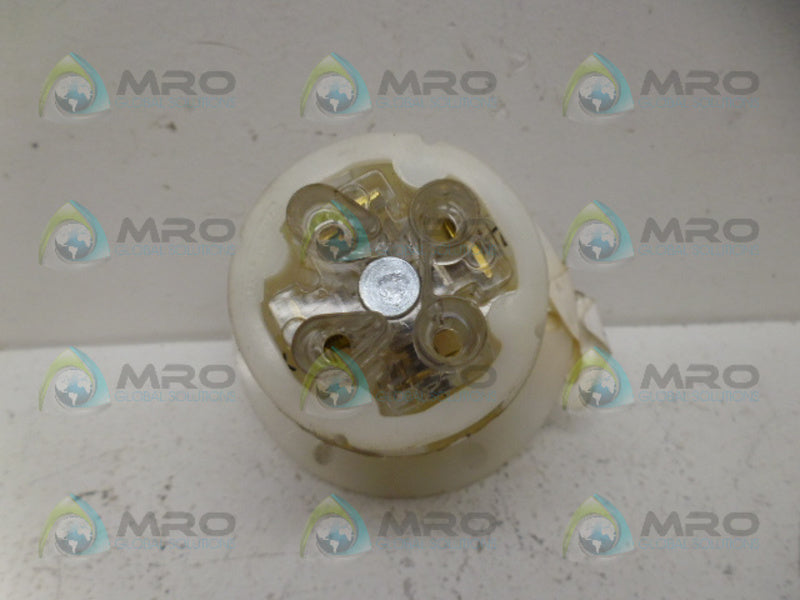 HUBBELL HBL2425 FLANGED INLET *USED*