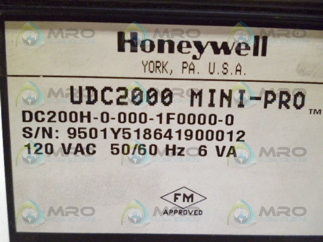 HONEYWELL DC200H-0-000-1F0000-0 TEMPERATURE CONTROLLER *NEW NO BOX*