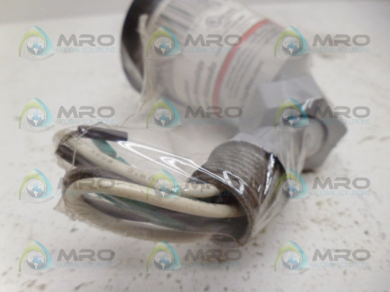 TAYMAC LTS100S SWIVEL LAMPHOLDER *NEW IN ORIGINAL PACKAGE*