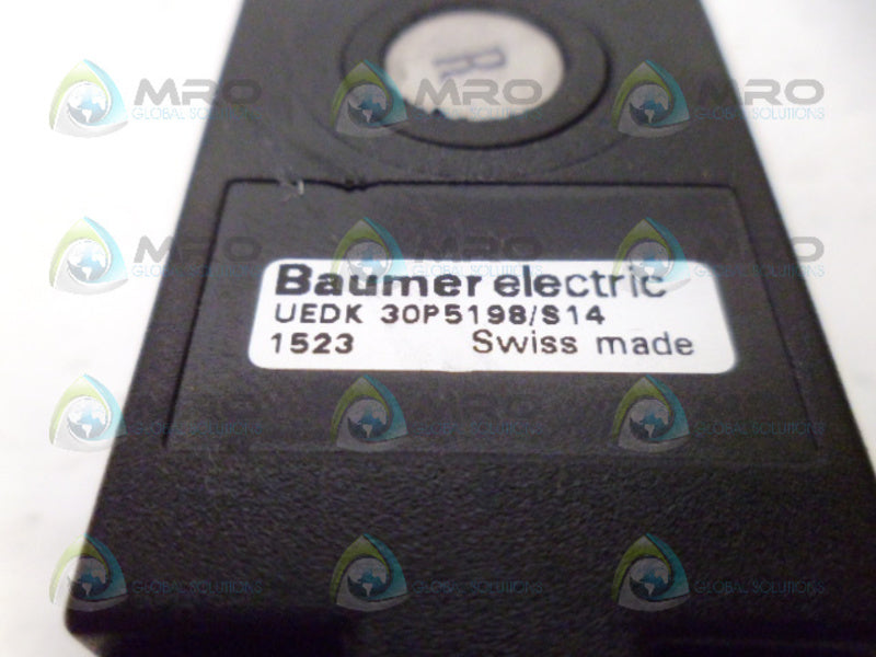 BAUMER UEDK 30P5198/S14 ULTRASONIC SENSOR *NEW NO BOX*