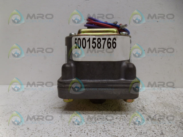 BARKSDALE D1H-A80SS PRESSURE/VACUUM ACTUATED SWITCH *NEW NO BOX*