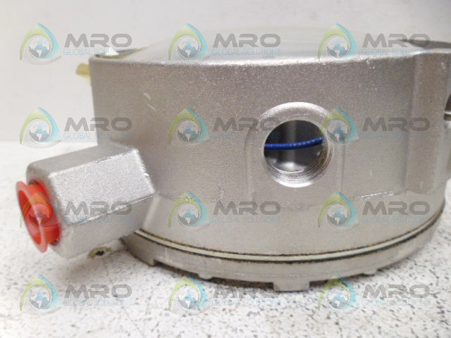 HONEYWELL C437D2011 PRESSURE SWITCH *NEW IN BOX*