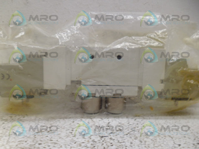 SMC SY7220-5YO-C8F-Q VALVE *NEW IN FACTORY BAG*