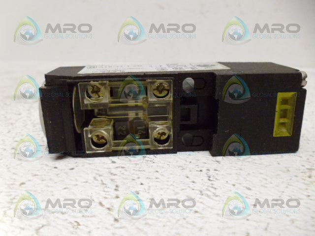 KLOCKNER MOELLER AT0-11-1-ZB SAFETY INTERLOCK SWITCH (AS PICTURED) *NEW NO BOX*