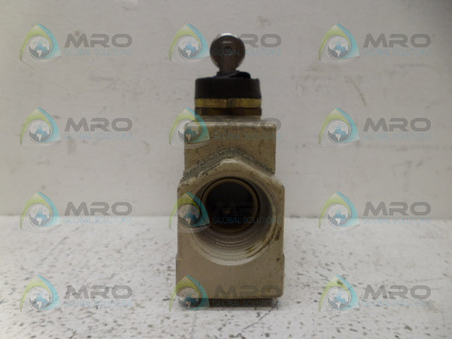 OMRON ZV2-N21-2S LIMIT SWITCH *USED*