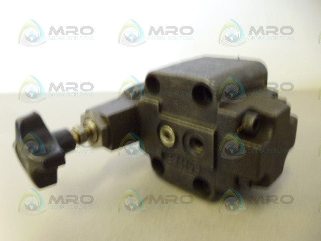 VICKERS XG032B30 REDUCING VALVE *NEW NO BOX*