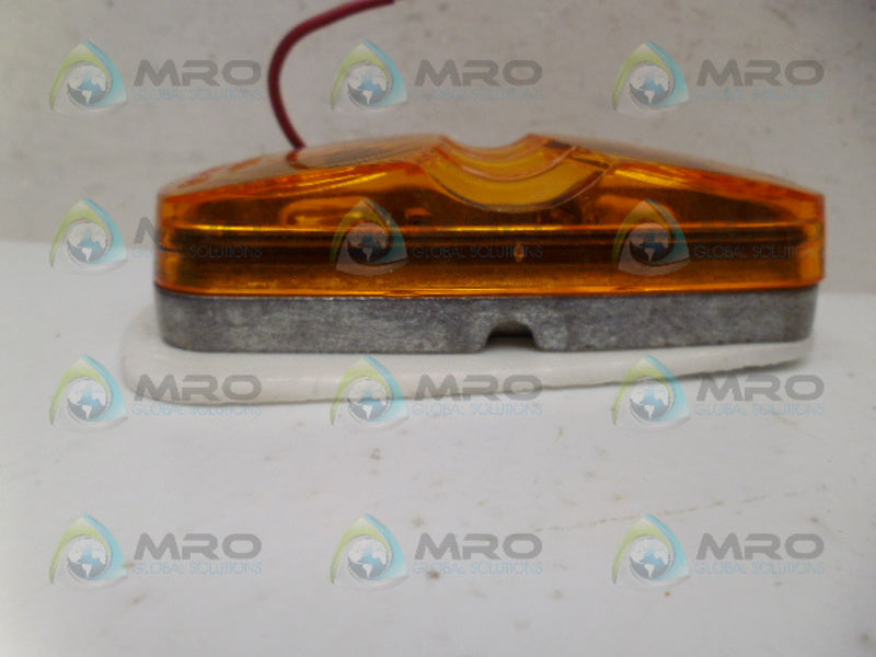 TRUCKLITE 1203A CLEARANCE MARKER LIGHT *NEW IN BOX*