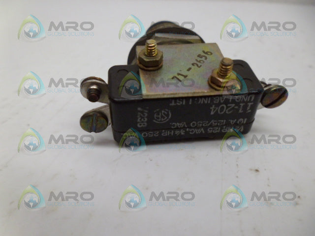 LICON 11-204 DEPRESS BUTTON CONTACT BLOCK *NEW NO BOX*