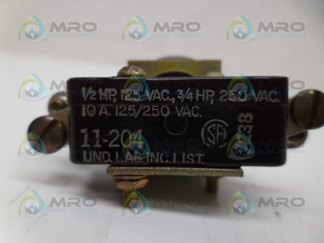 LICON 11-204 DEPRESS BUTTON CONTACT BLOCK *NEW NO BOX*