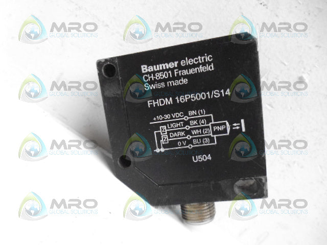 BAUMER FHDM16P5001/S14 PHOTOELECTRIC SWITCH SENSOR *USED*