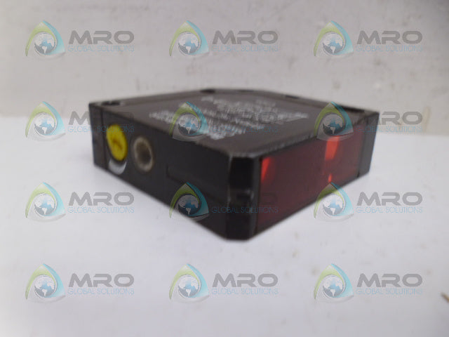 BAUMER FHDM16P5001/S14 PHOTOELECTRIC SWITCH SENSOR *USED*