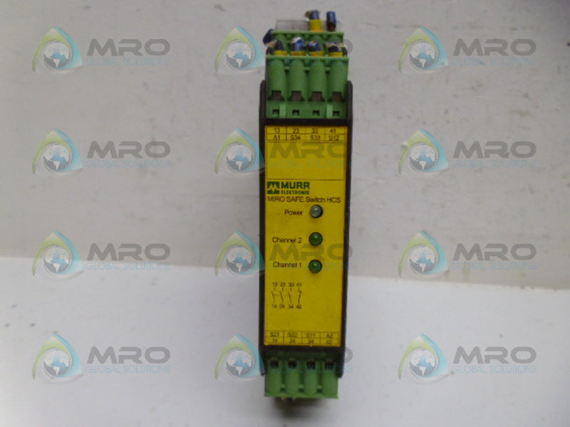 MURR ELEKTRONIK 3000-33013-3020010 MICROSAFE SWITCH *USED*