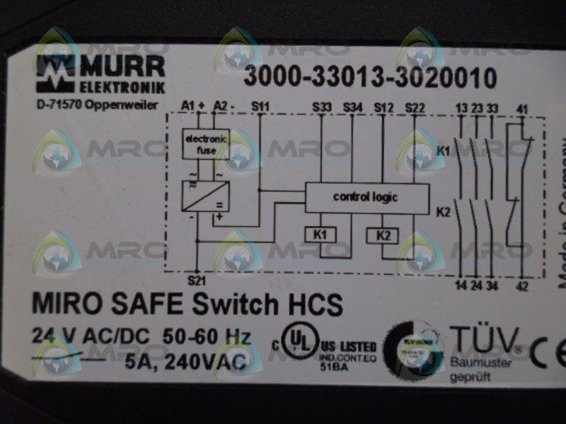 MURR ELEKTRONIK 3000-33013-3020010 MICROSAFE SWITCH *USED*