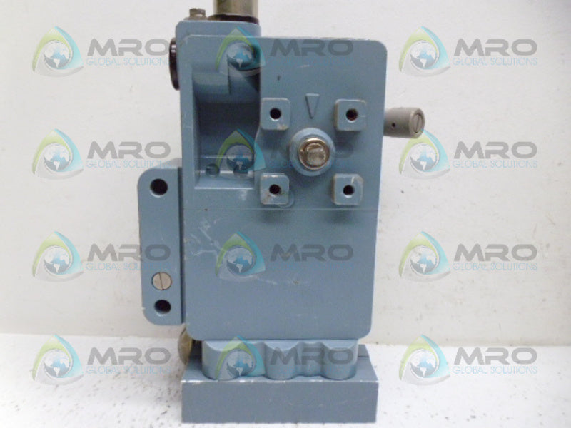 FOXBORO SRD991-BFMS6FAANA-B POSITIONER  UNMP