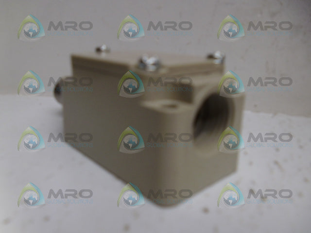 YAMATAKE 2LS-J6 LIMIT SWITCH *USED*