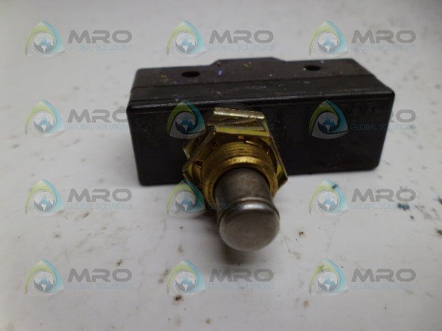 OMRON A-20GQ-B7-K SNAP SWITCH *USED*