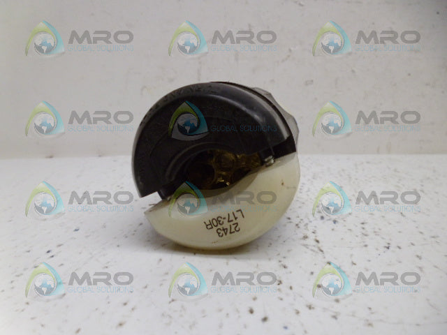 LEVITON 2743 RECEPTACLE *USED*