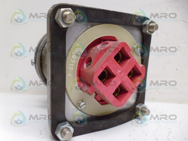 CROUSE-HINDS AR641 RECEPTACLE *USED*