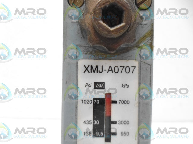 TELEMECANIQUE XMJ-A0707 PRESSURE SWITCH *USED*