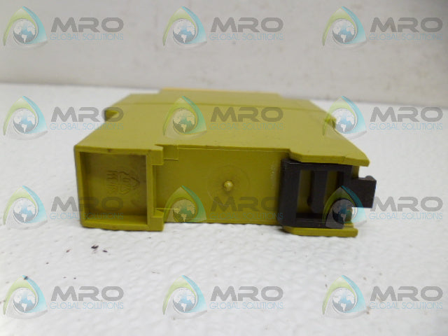 PILZ PNOZX2.124VACDC2S 774306 SAFETY RELAY *NEW NO BOX*