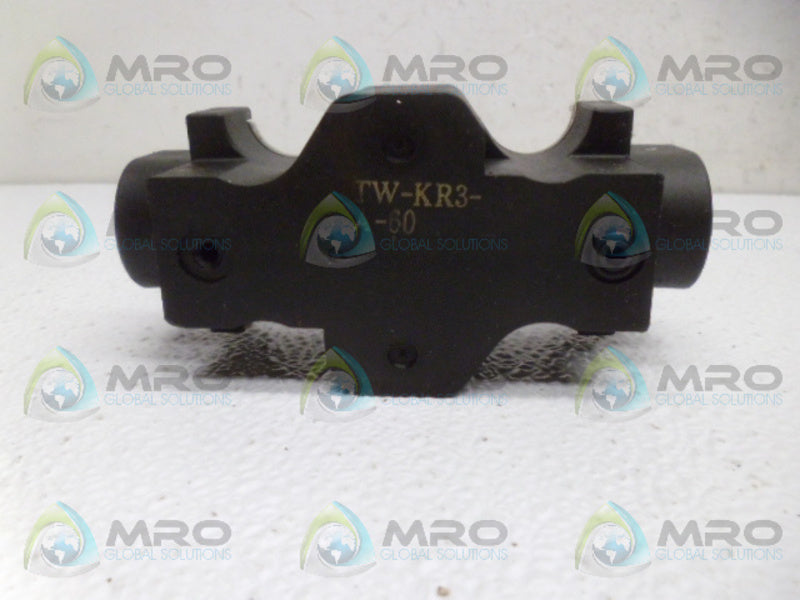 YUKEN S-DSG-03-3C2-D24-5040 DIRECTIONAL VALVE (AS PICTURED) *NEW NO BOX*
