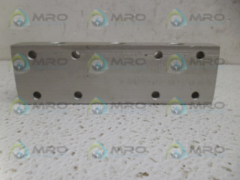 INDUSTRIAL MRO JC066661 MANIFOLD *USED*