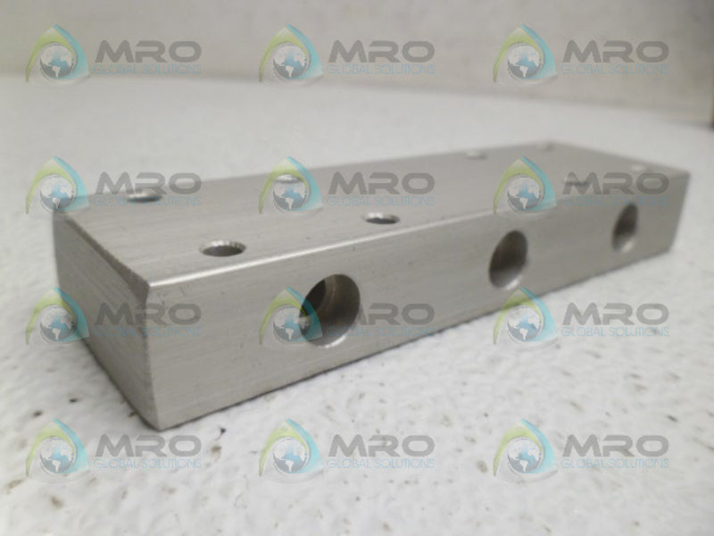 INDUSTRIAL MRO JC066661 9090497 MANIFOLD *USED*