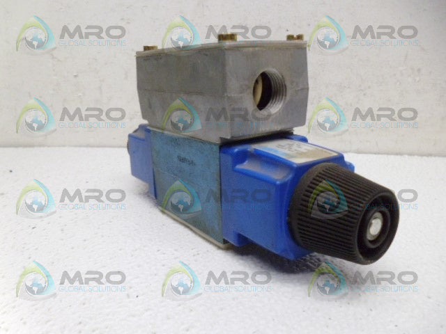 VICKERS DG4V-3-0C-M-W-B-40 DIRECTIONAL CONTROL VALVE *USED*