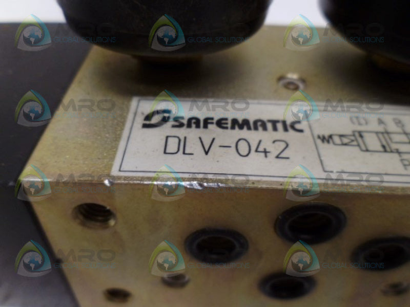 SAFEMATIC DLV-042 SOLENOID VALVE W/ GAUGES *USED*