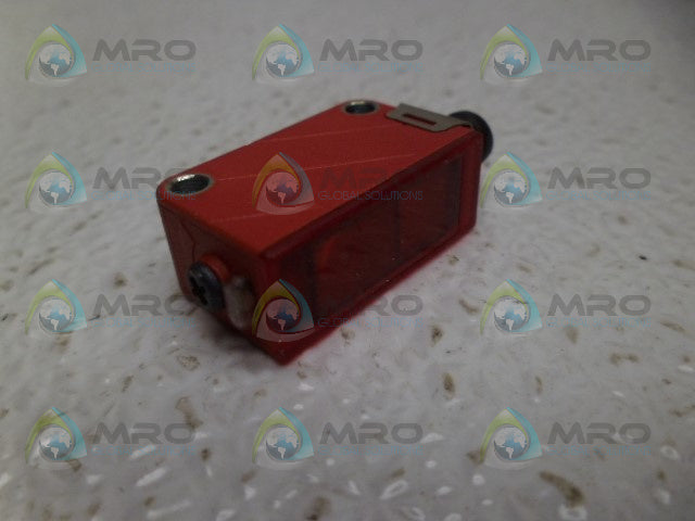 LEUZE HRTR3/44-50-S8 SENSOR *NEW IN BOX*