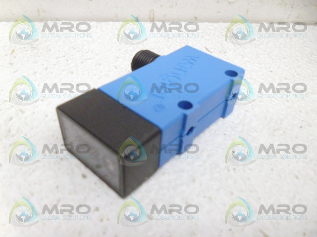 WENGLOR GM04VC2 GLOSS SENSOR *NEW IN BOX*