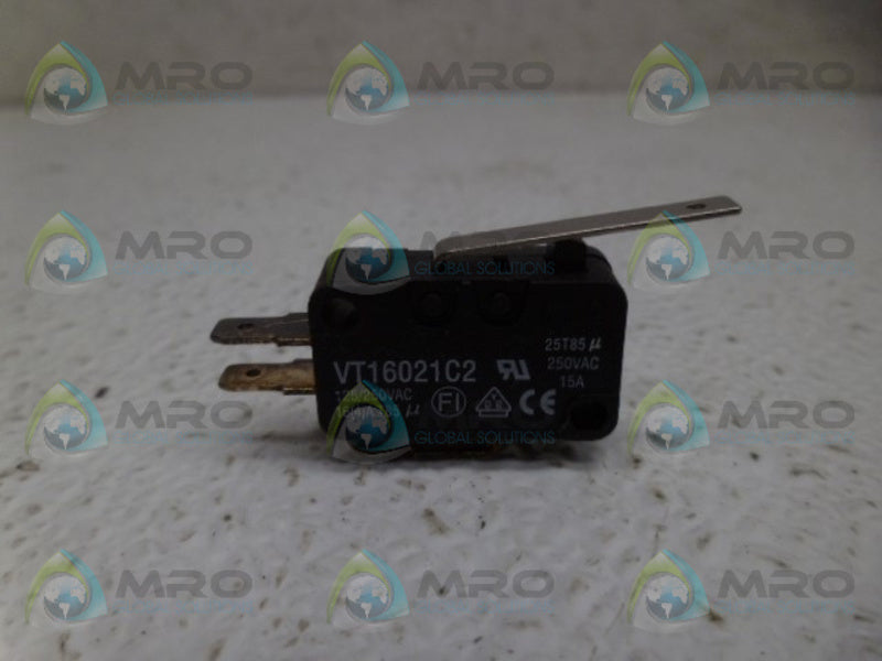 HIGHLY VT16021C2 LIMIT SWITCH *USED*