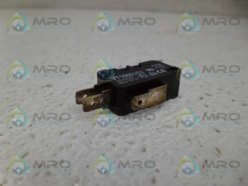 HIGHLY VT16021C2 LIMIT SWITCH *USED*