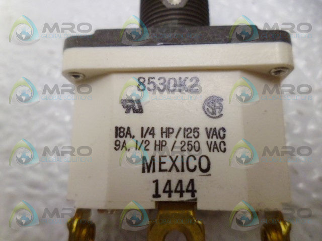 CUTLER HAMMER 8530K2 TOGGLE SWITCH *USED*