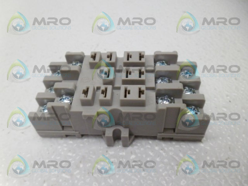 TYCO 27E893 RELAY SOCKET  UNMP