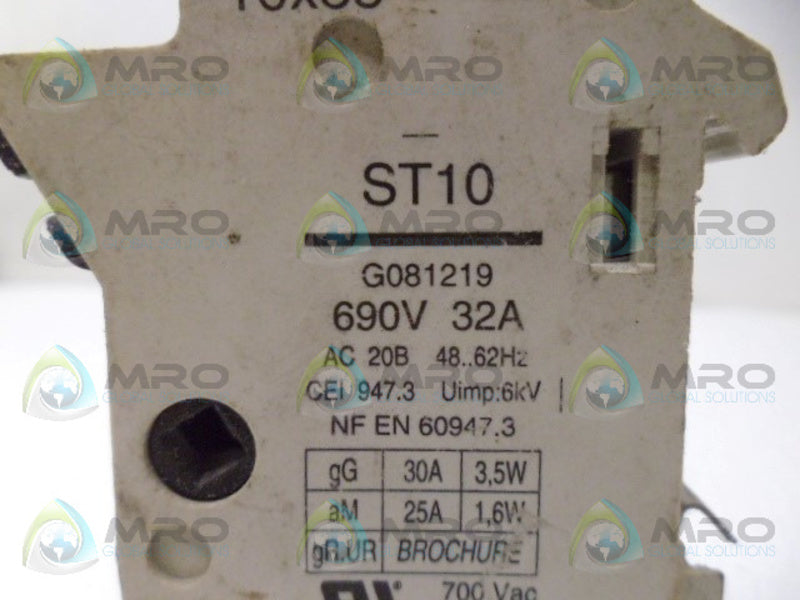 FERRAZ SHAWMUT ST10 G081219 FUSE BLOCK  UNMP