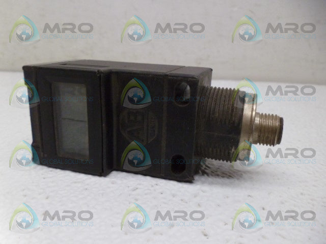 ALLEN BRADLEY 42GRU-9203-QD1 SER. B PHOTOELECTRIC SENSOR *USED*