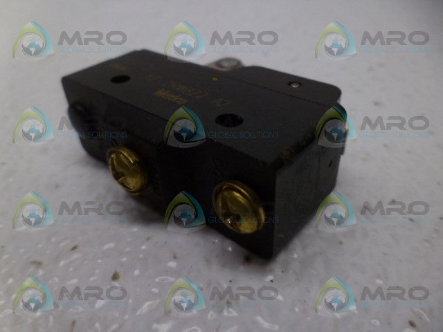 MICROSWITCH YZ-2RW822-A2 ROLLER SWITCH *NEW NO BOX*