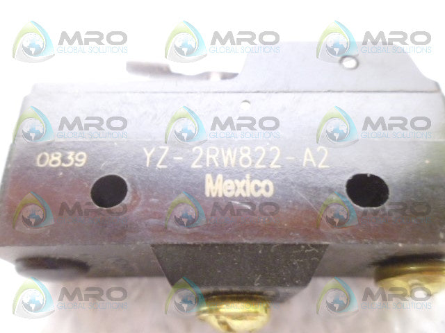 MICROSWITCH YZ-2RW822-A2 ROLLER SWITCH *NEW NO BOX*