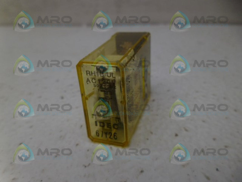 IDEC RH1B-UL RELAY 120VAC  UNMP
