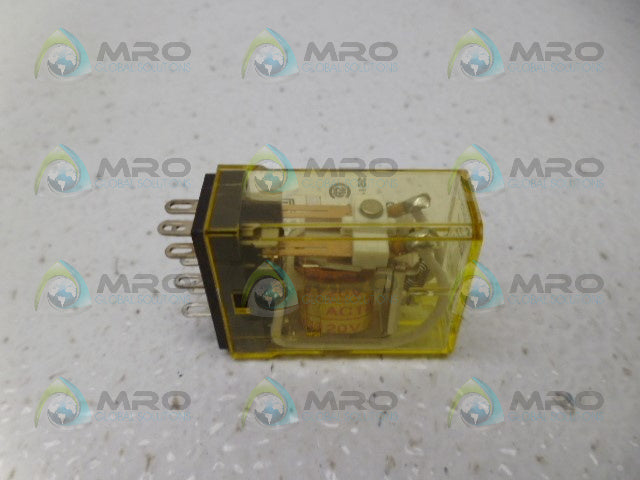 IDEC RY22S-U RELAY AC120V *USED*