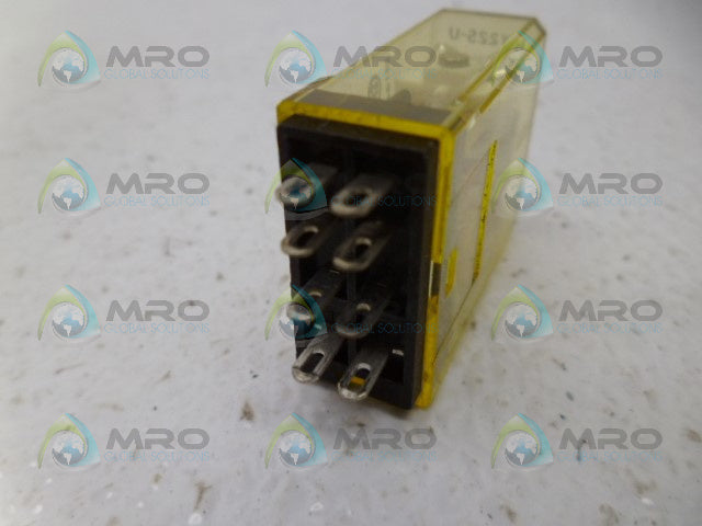 IDEC RY22S-U RELAY AC120V *USED*