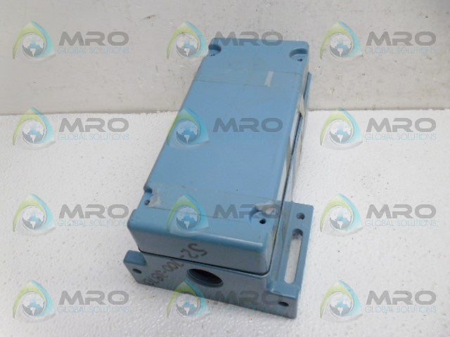 MICROSWITCH FE-MLS2EB-LR PHOTO AUTOMATION SENSOR (AS PICTURED) *USED*