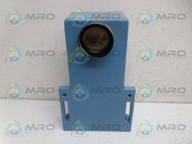 MICROSWITCH FE-MLS2EB-LR PHOTO AUTOMATION SENSOR (AS PICTURED) *USED*